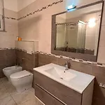 Vista Apuana Flat - House